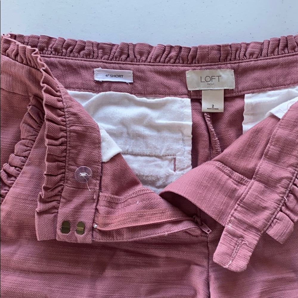 LOFT Pink Ruffle Shorts - Picture 4 of 4